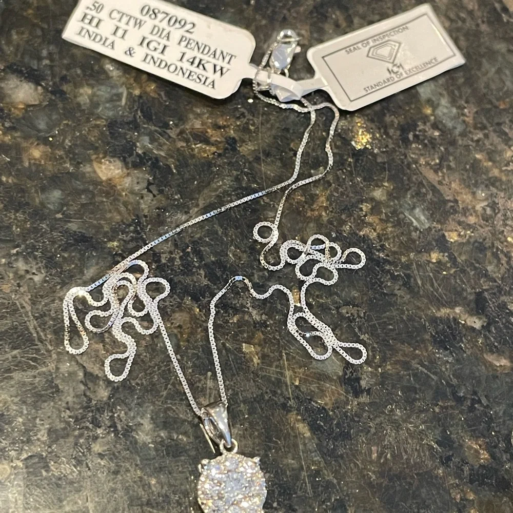 White Gold 14k Diamond Pendant Necklace - Picture 7 of 10